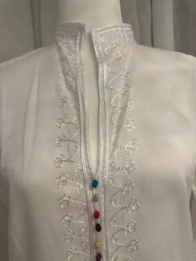 Marrakech Moroccan White Embroidered Women's Blouse with Colored Button Accents